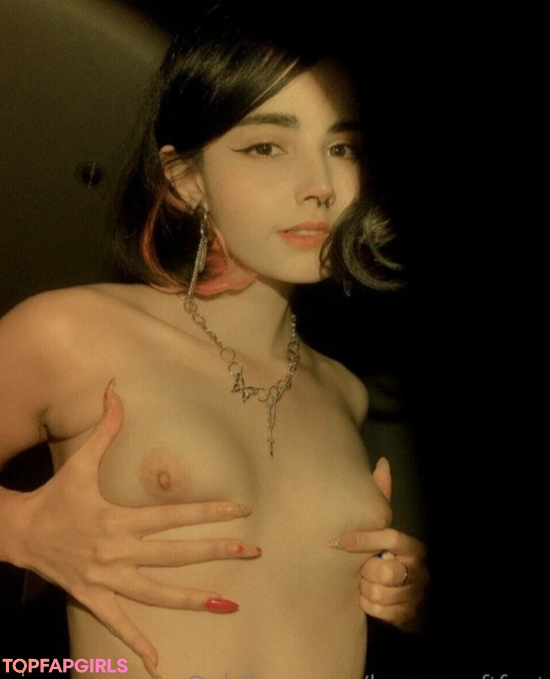 Photo nue de fuite OnlyFans de Loona #142
