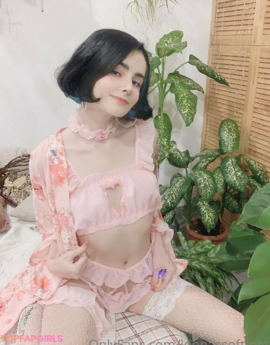 Photo nue de fuite OnlyFans de Loona #191