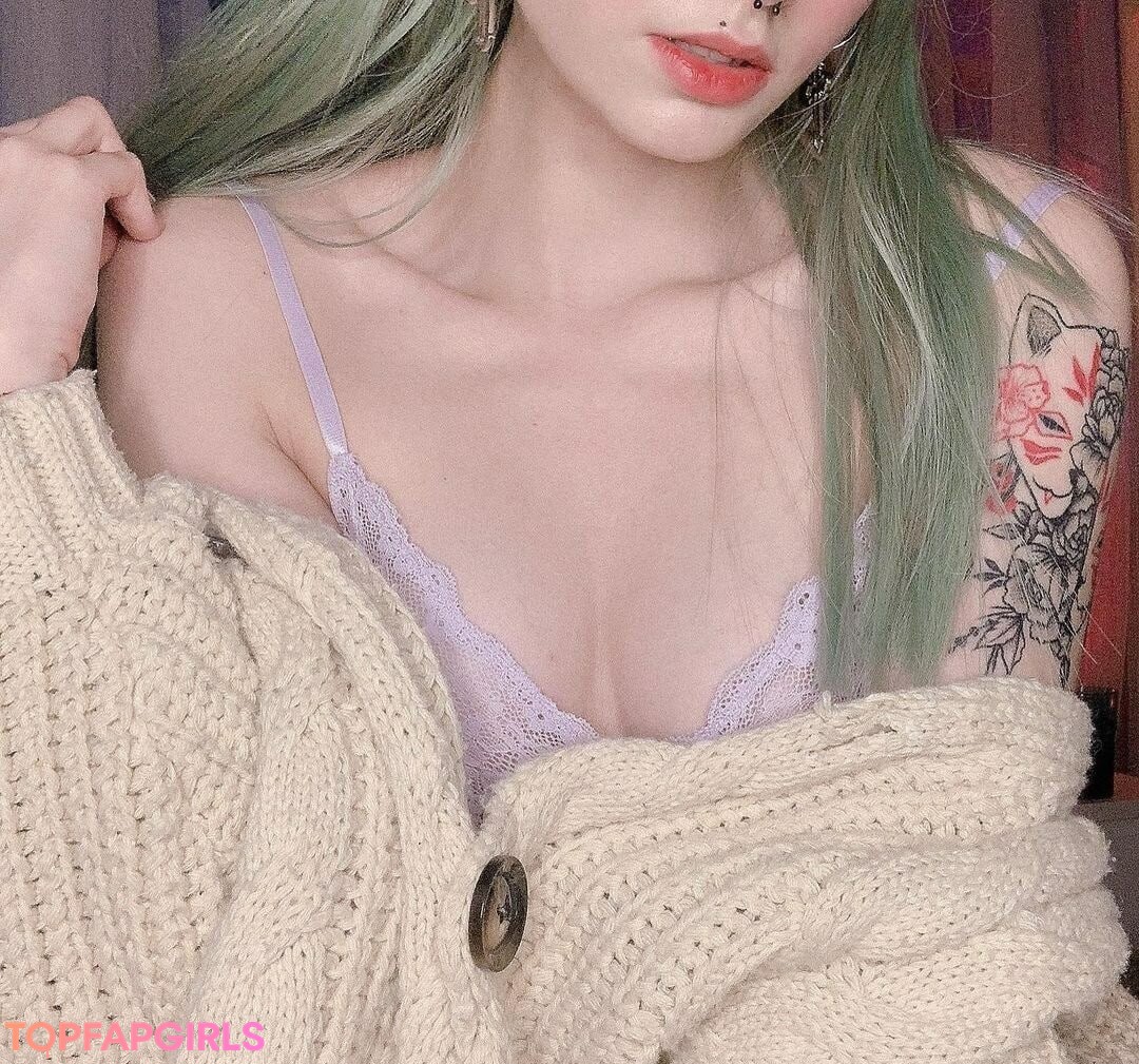 Photo nue de fuite OnlyFans de Loona #374