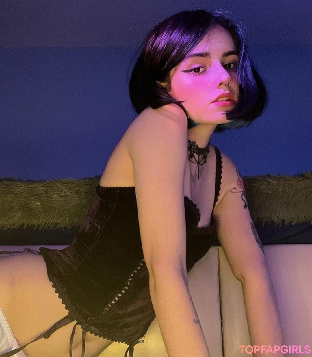 Photo nue de fuite OnlyFans de Loona #421