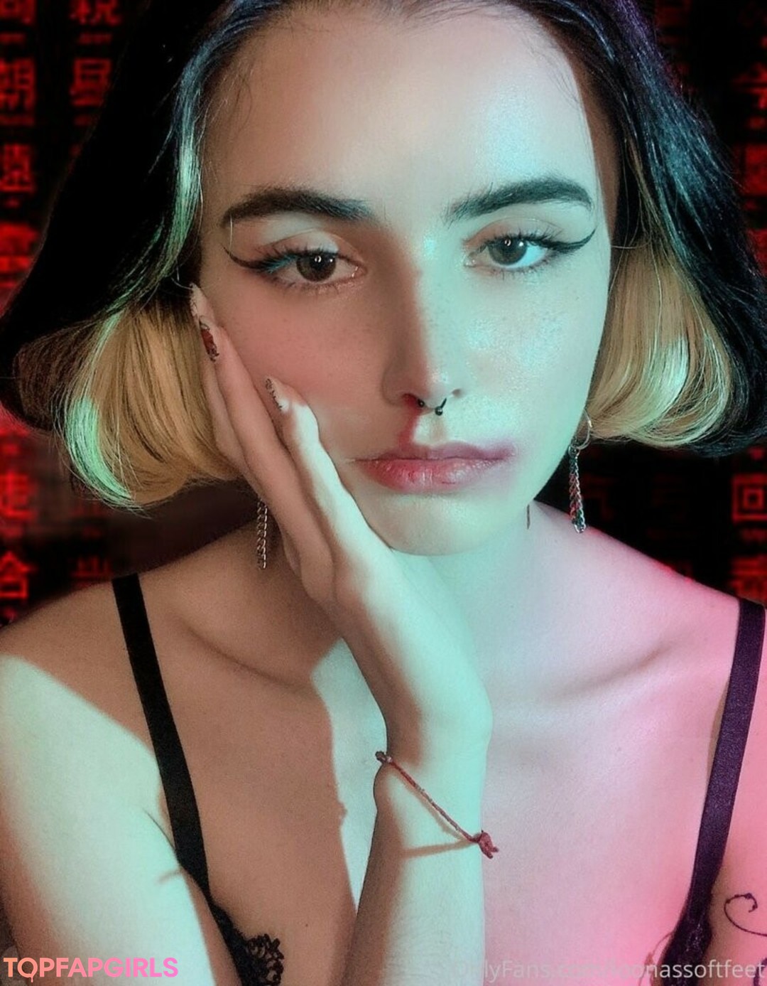 Photo nue de fuite OnlyFans de Loona #507