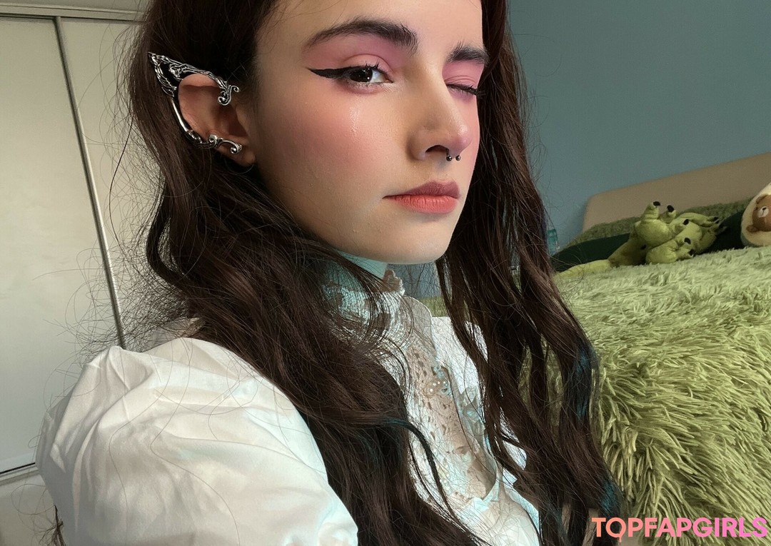 Photo nue de fuite OnlyFans de Loona #550