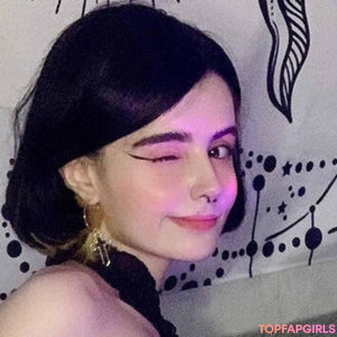 Photo nue de fuite OnlyFans de Loona #60