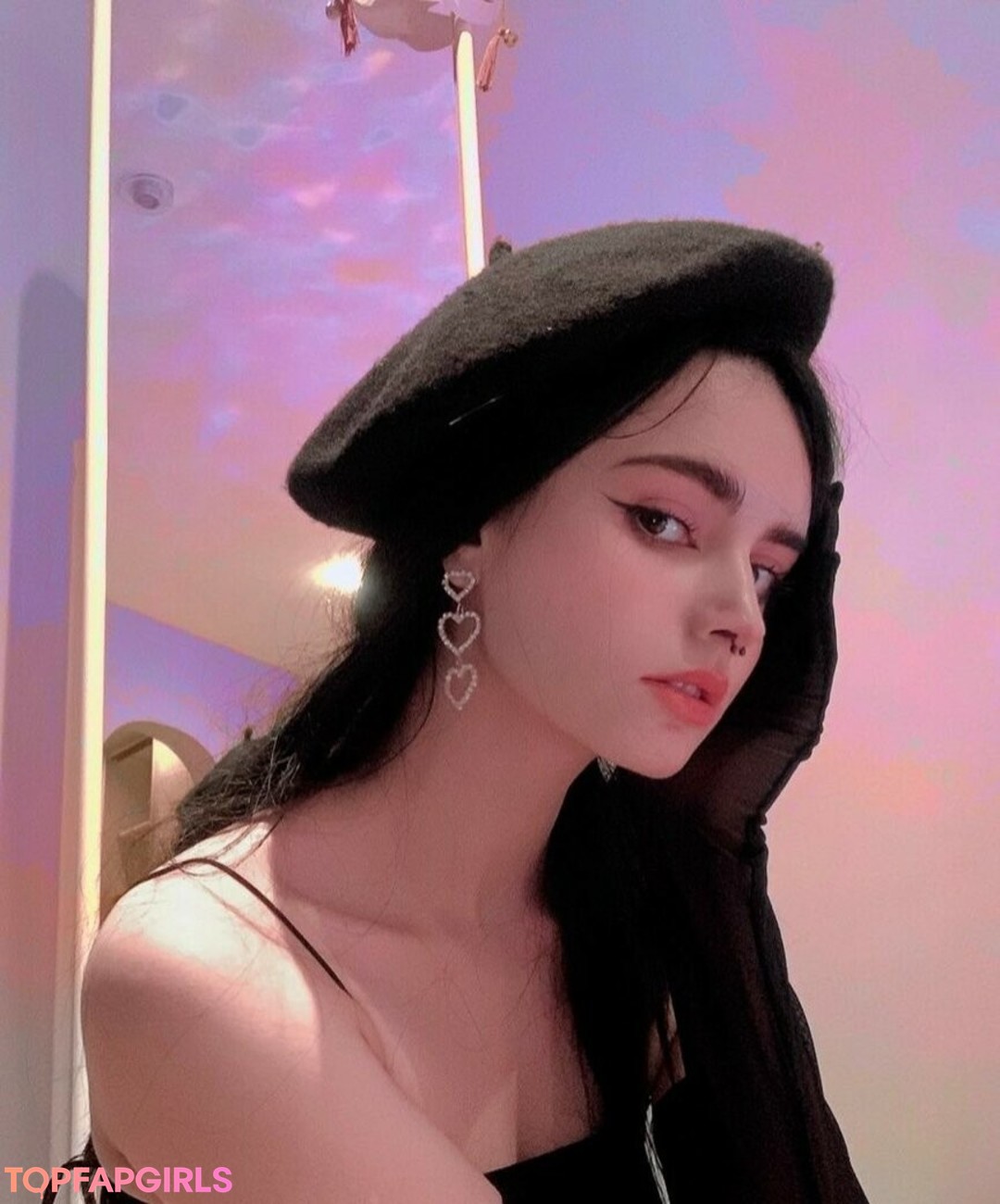Photo nue de fuite OnlyFans de Loona #607