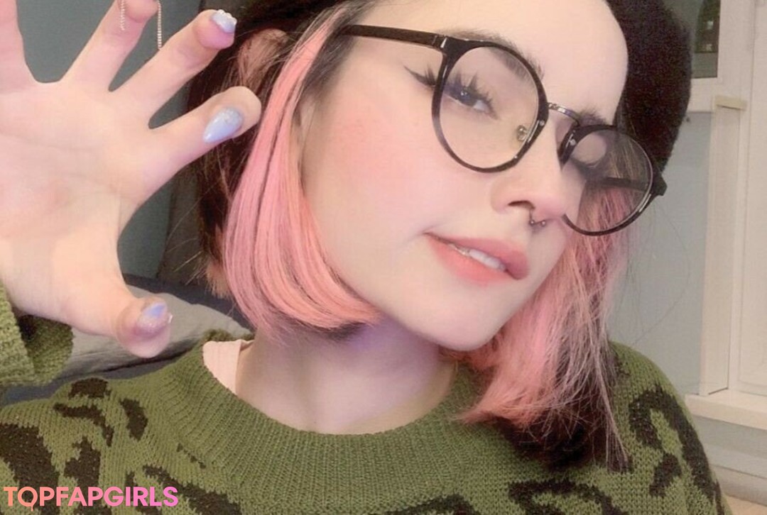 Photo nue de fuite OnlyFans de Loona #668