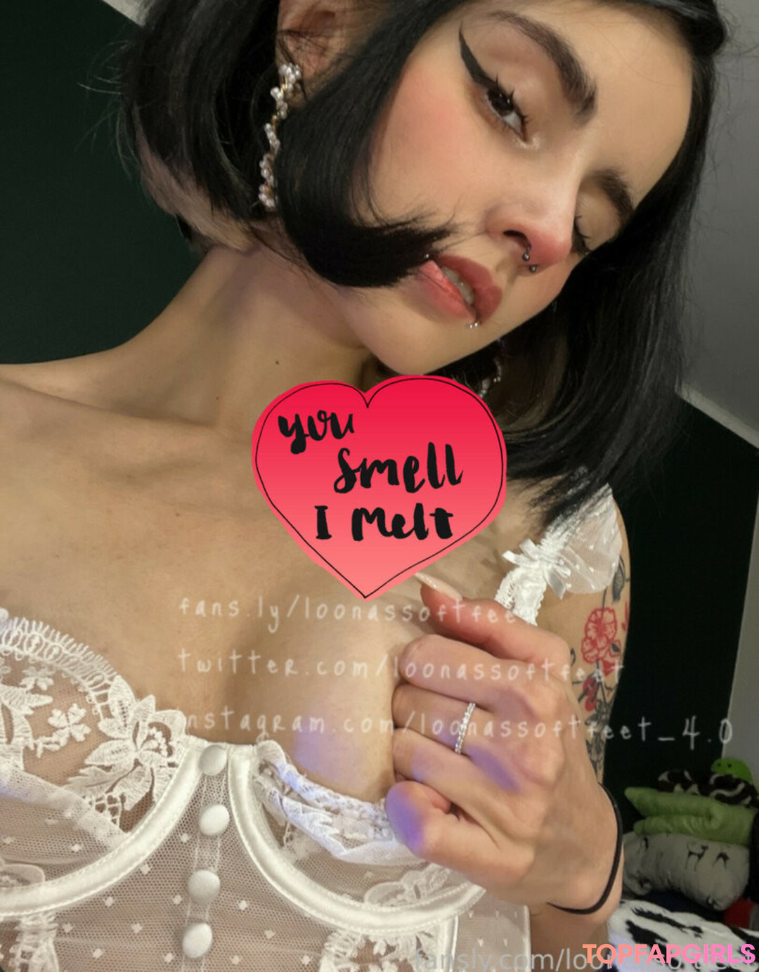 Photo nue de fuite OnlyFans de Loona #829