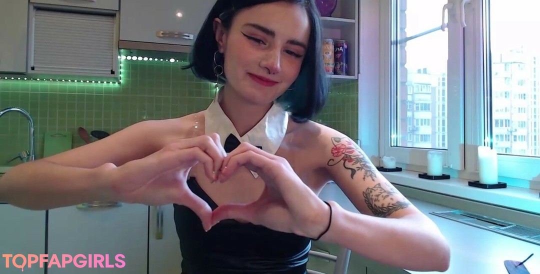 Photo nue de fuite OnlyFans de Loona #843