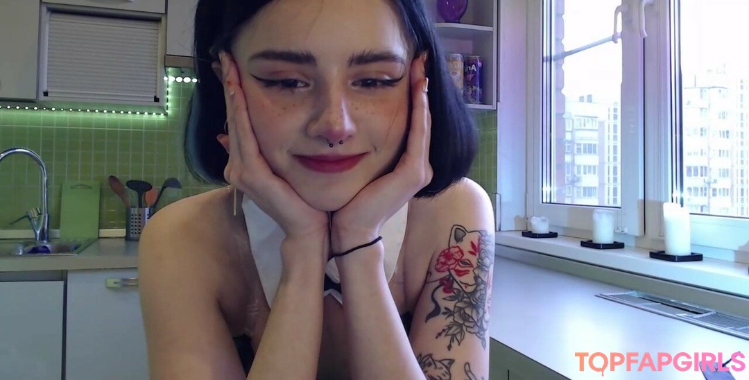 Photo nue de fuite OnlyFans de Loona #844