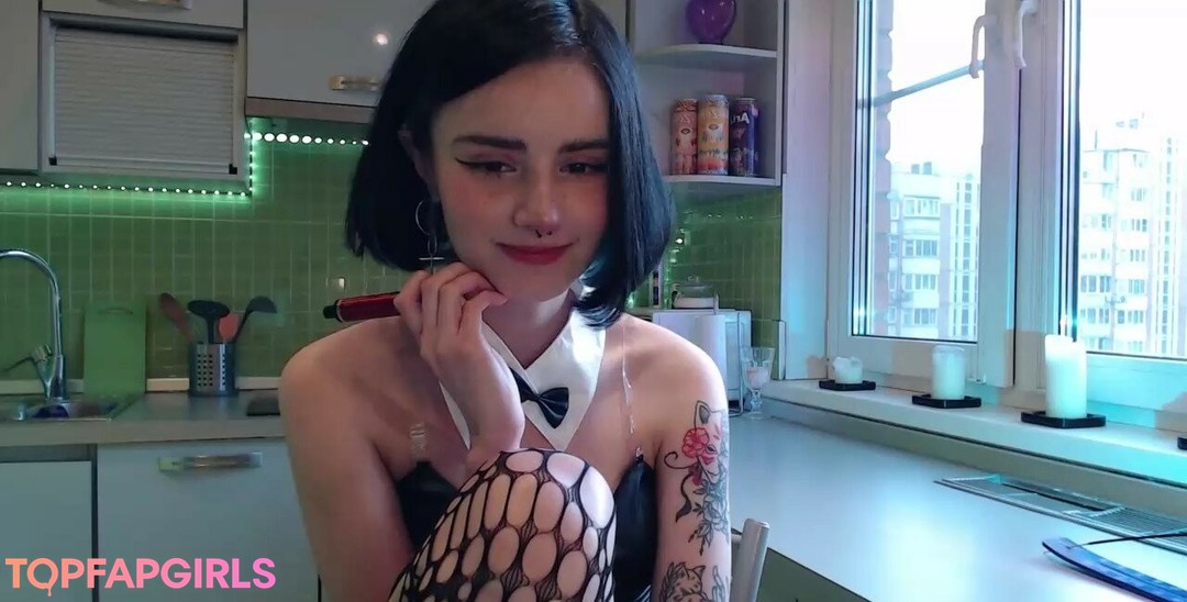 Photo nue de fuite OnlyFans de Loona #856