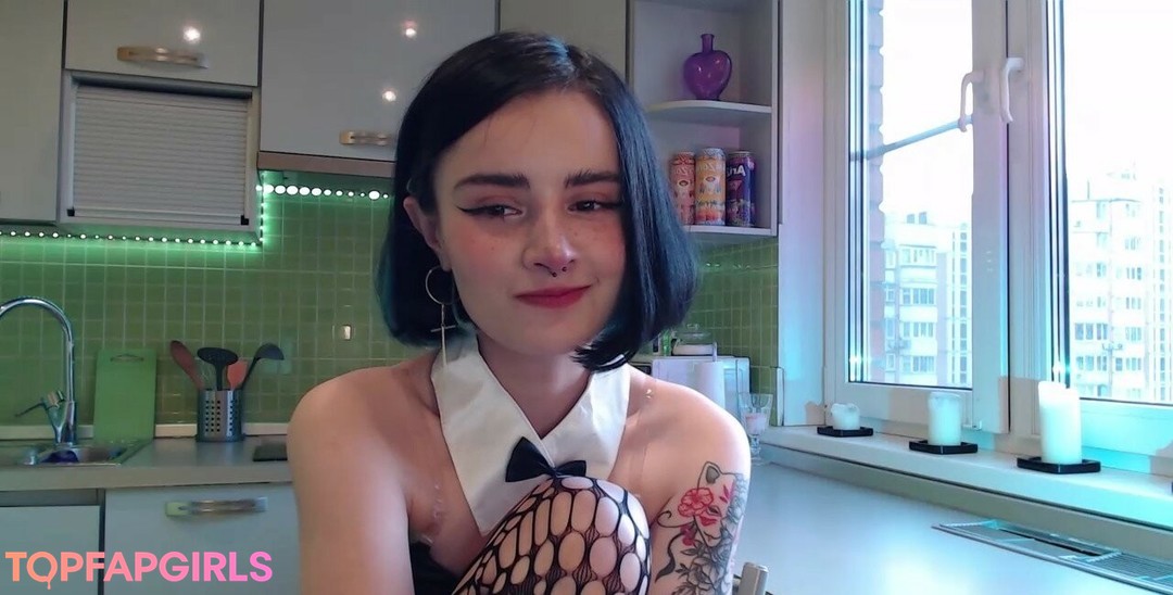 Photo nue de fuite OnlyFans de Loona #861