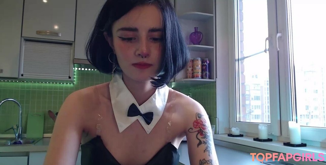 Photo nue de fuite OnlyFans de Loona #867