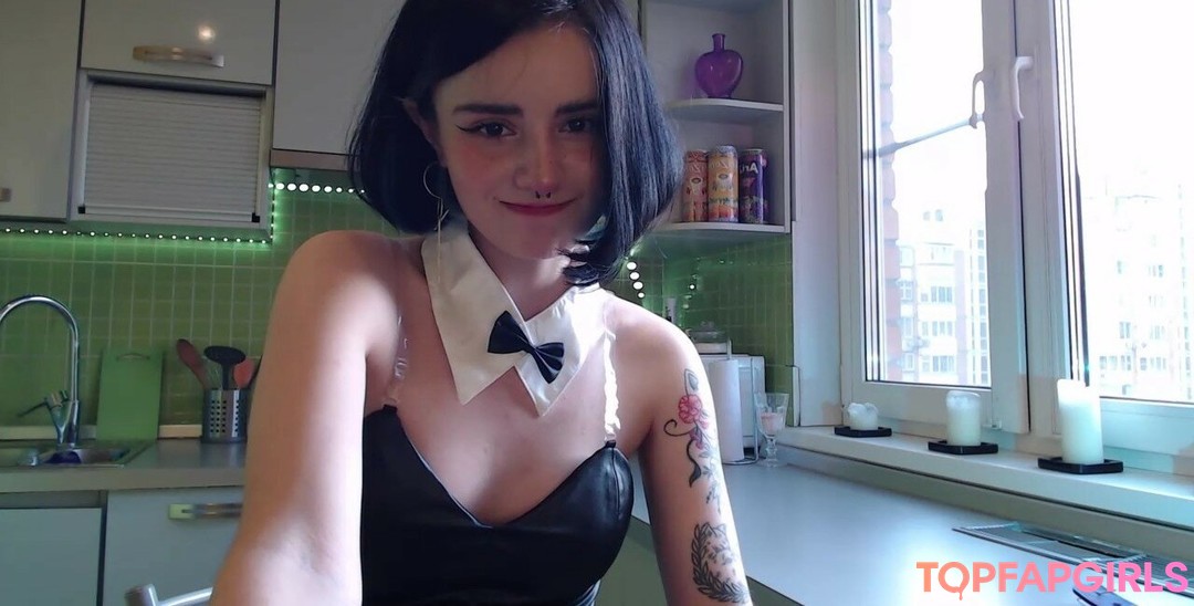 Photo nue de fuite OnlyFans de Loona #868