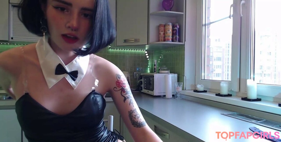 Photo nue de fuite OnlyFans de Loona #879