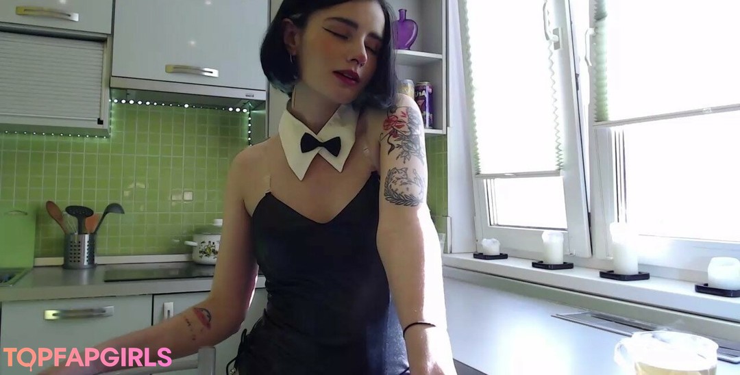 Photo nue de fuite OnlyFans de Loona #941