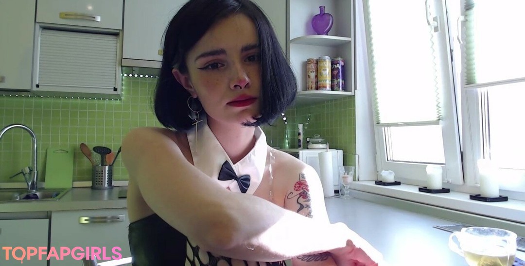 Photo nue de fuite OnlyFans de Loona #965