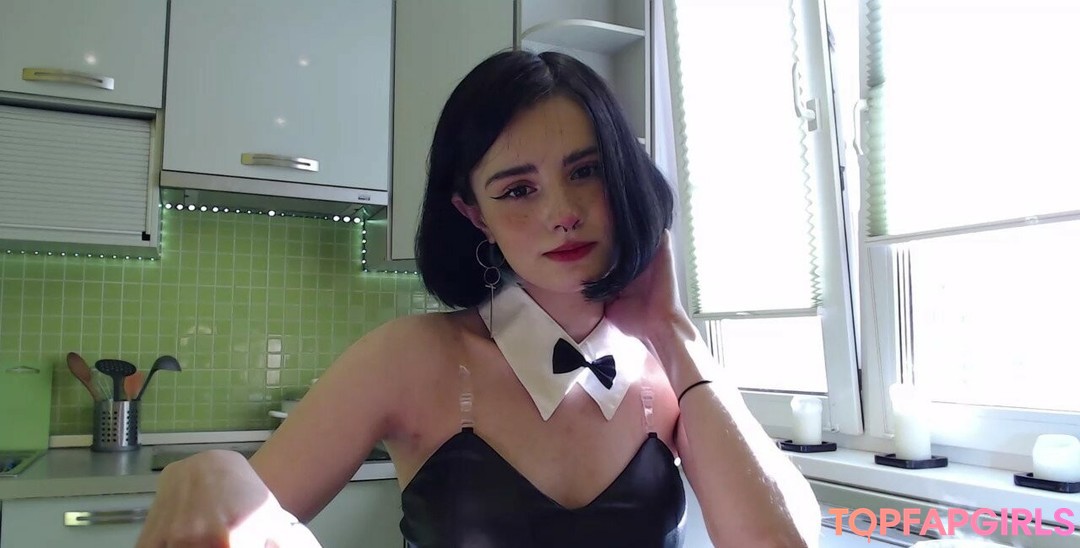 Photo nue de fuite OnlyFans de Loona #969