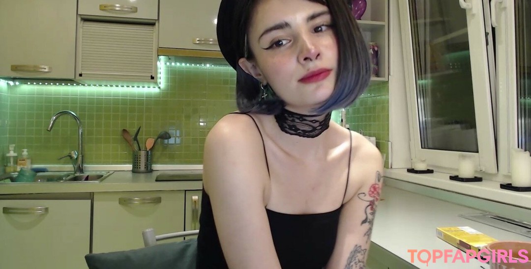 Photo nue de fuite OnlyFans de Loona #994