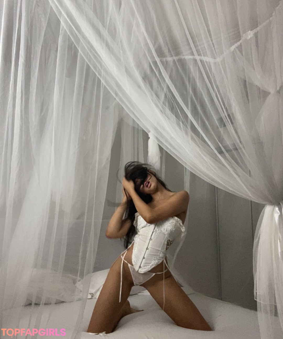Photo nue de fuite OnlyFans de Alex Janai #271