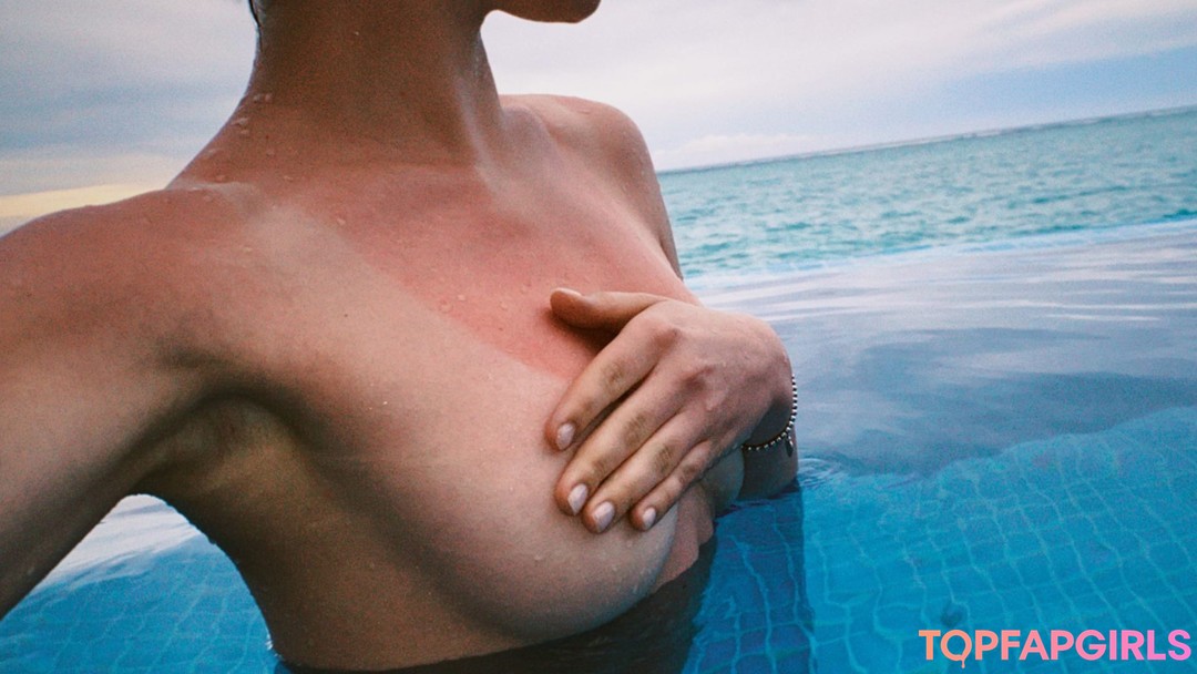 Photo nue de fuite OnlyFans de Maryana Ro #18