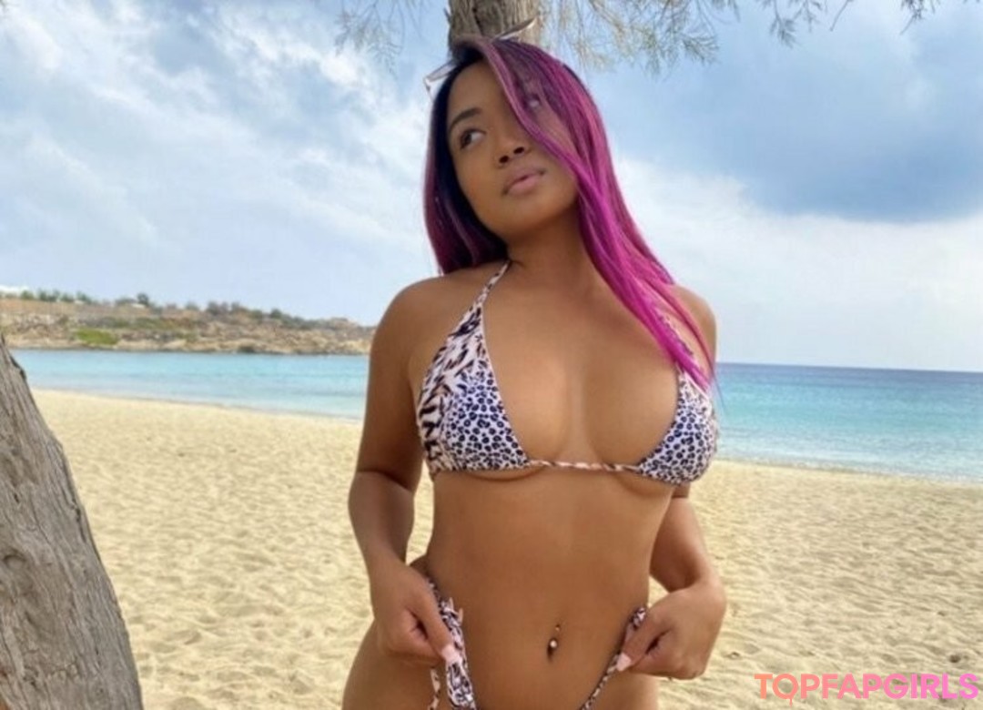 Photo nue de fuite OnlyFans de Suki #676