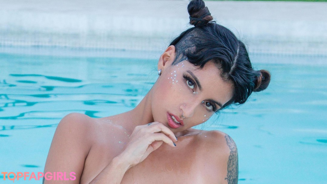 Photo nue de fuite OnlyFans de Juliju #27