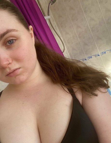 Photo nue de fuite OnlyFans de Bustybritishbrunette