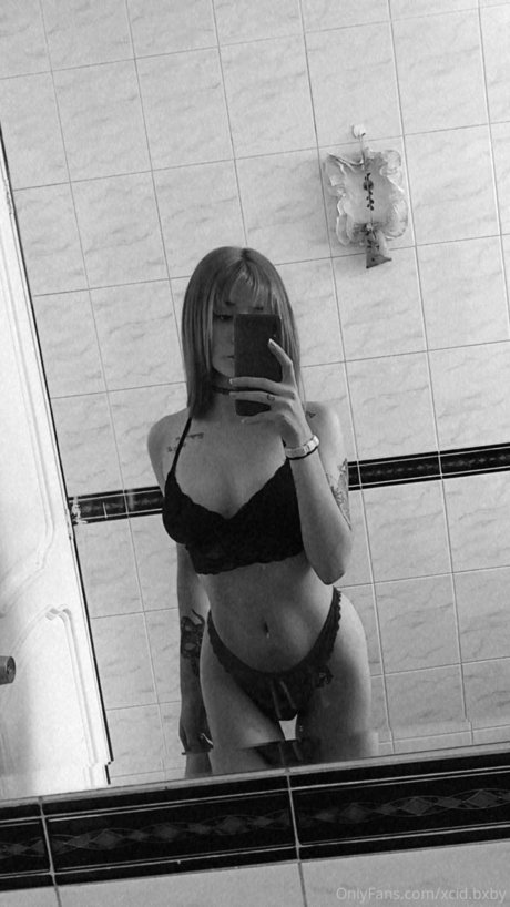 Photo nue de fuite OnlyFans de Xcidbxby