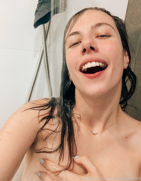 Photo nue de fuite OnlyFans de Maecartia