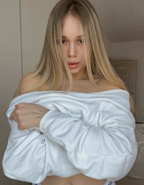 Photo nue de fuite OnlyFans de Allinika