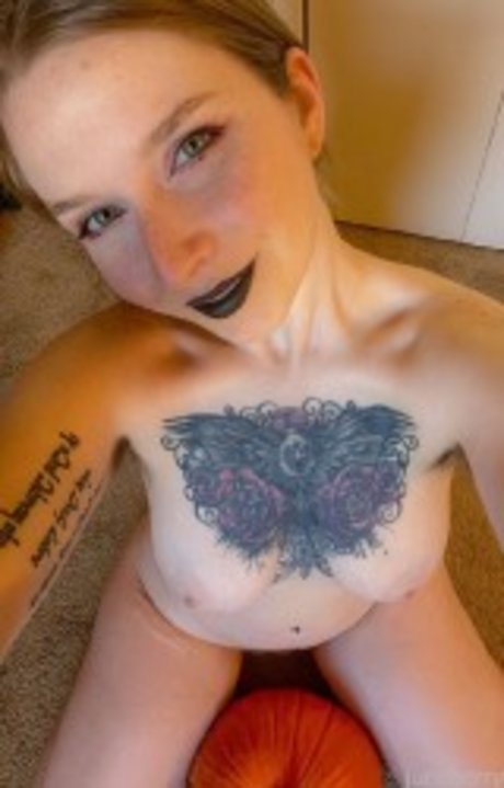 Photo nue de fuite OnlyFans de June Berry