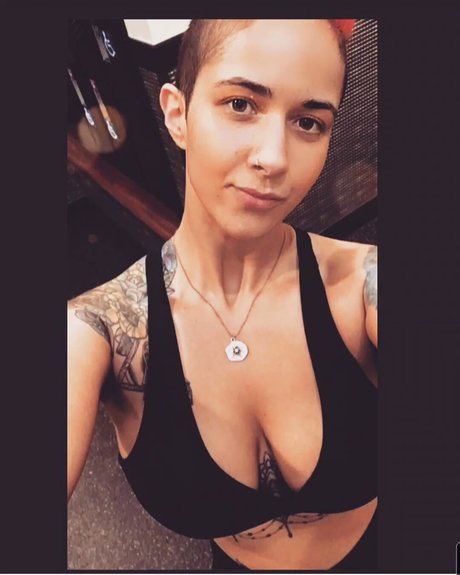 Photo nue de fuite OnlyFans de Jessica