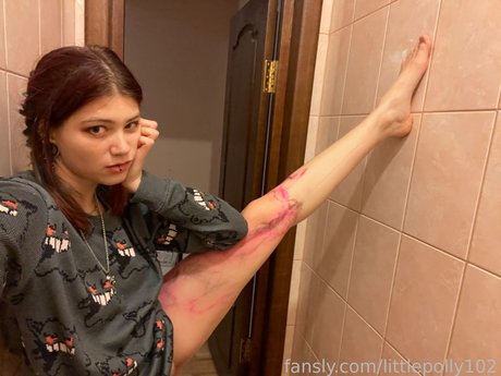 Photo nue de fuite OnlyFans de Little Polly