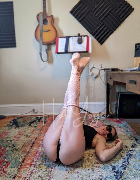 Photo nue de fuite OnlyFans de Hotyoga