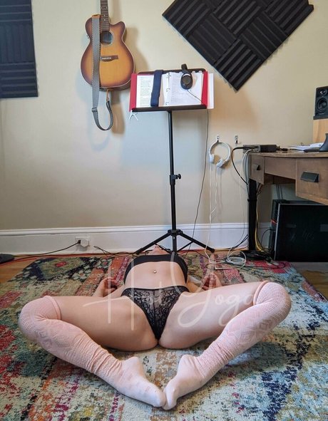 Photo nue de fuite OnlyFans de Hotyoga