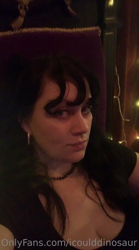 Photo nue de fuite OnlyFans de Icoulddinosaur