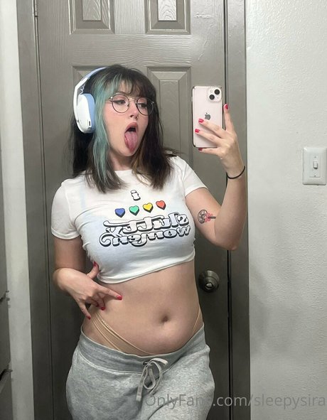Photo nue de fuite OnlyFans de Sleepysira