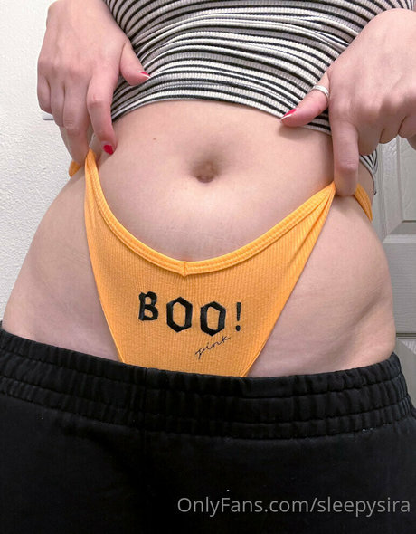Photo nue de fuite OnlyFans de Sleepysira