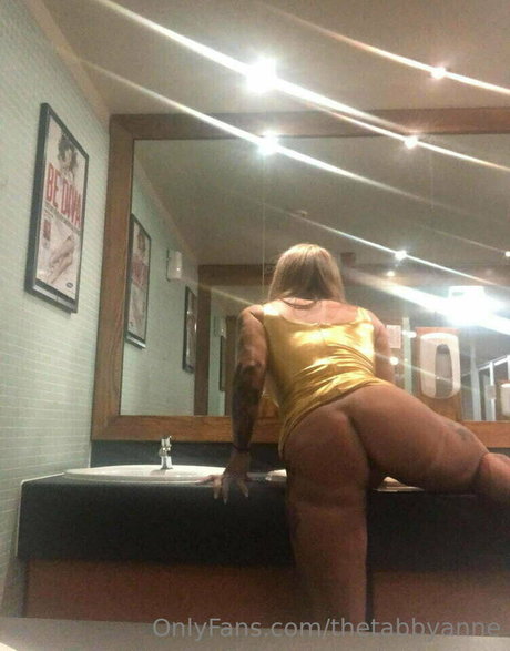 Thetabbyanne