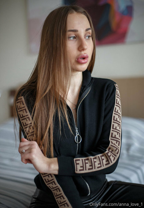 Photo nue de fuite OnlyFans de Annalove1