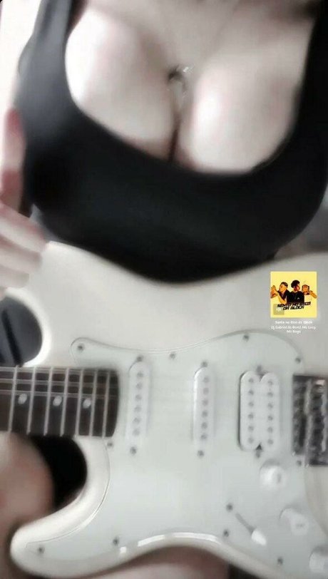Photo nue de fuite OnlyFans de Antigremista Bialaurt