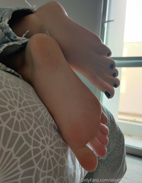 Alicefrenchfeet