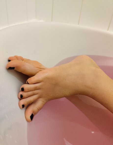 Alicefrenchfeet