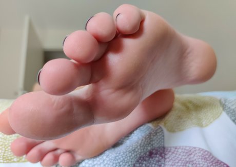 Alicefrenchfeet