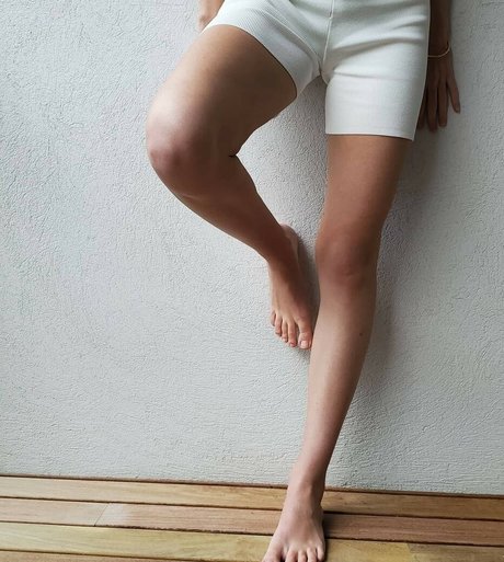 Alicefrenchfeet