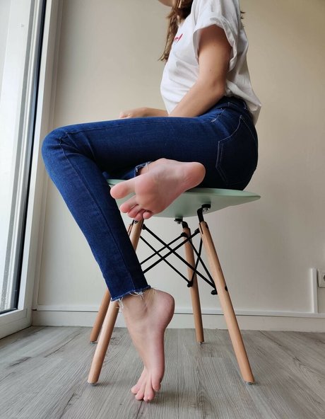 Alicefrenchfeet
