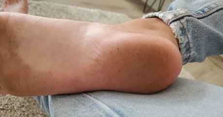 Alicefrenchfeet