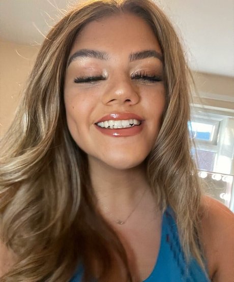 Molly Georgia Leach