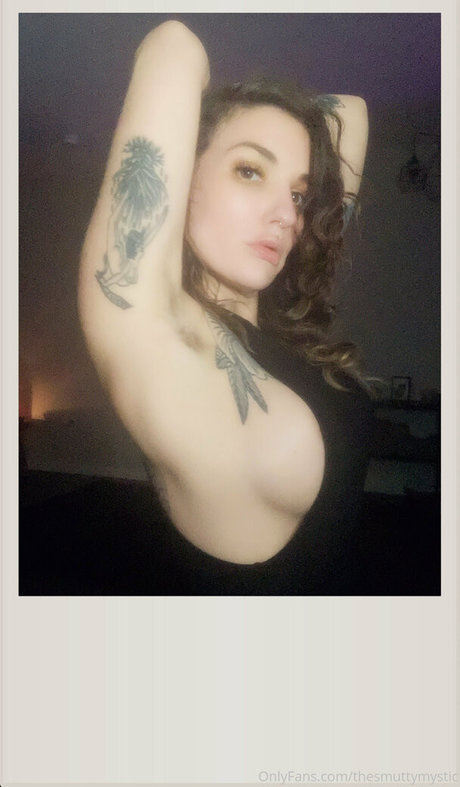 Thesmuttymystic