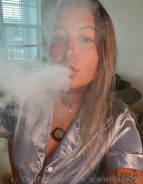 Freescarlettjade214
