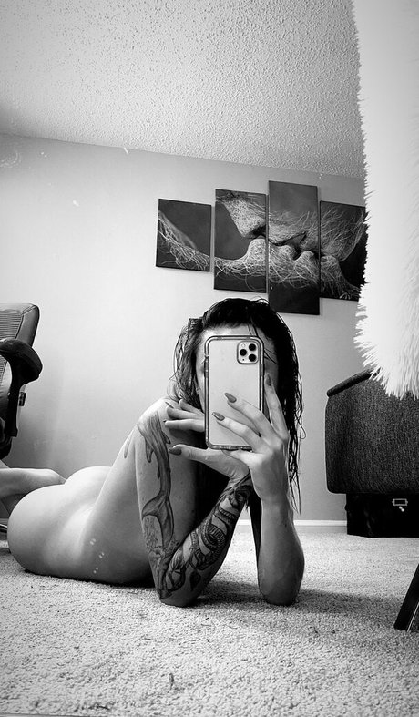 Photo nue de fuite OnlyFans de Casspertheghxstfree